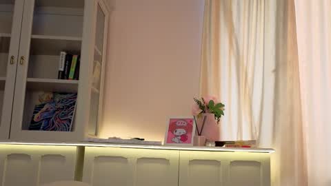 Alisia online show from February 28, 9:13 am