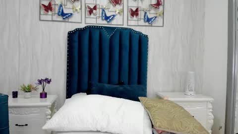 Alison online show from October 8, 9:32 pm