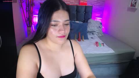 Alison online show from April 4, 8:38 pm