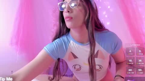 Mia online show from September 17, 12:19 pm