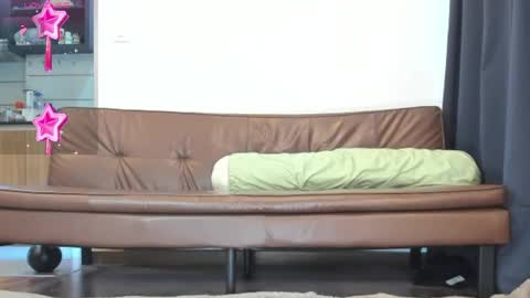 Alissa Sky online show from April 11, 1:32 am