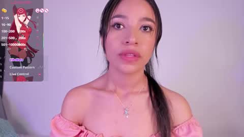 Mara  Isabel online show from November 15, 2:02 am