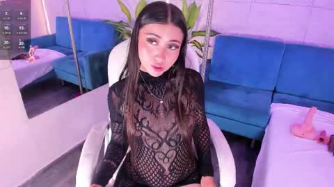 Alisson online show from December 1, 5:22 pm