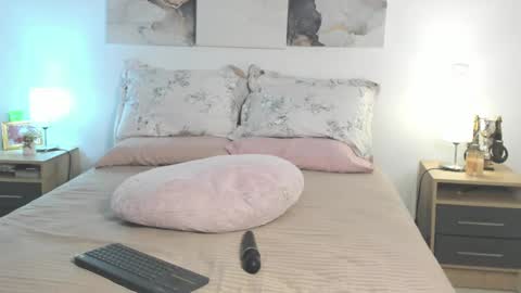 Goddess  online show from February 16, 12:41 am