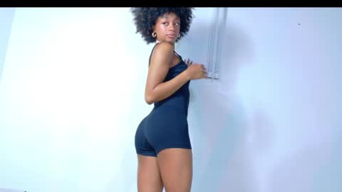 Aliyah... online show from May 27, 8:28 pm