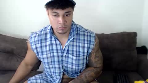 allen_ferrer10 online show from June 6, 4:24 pm