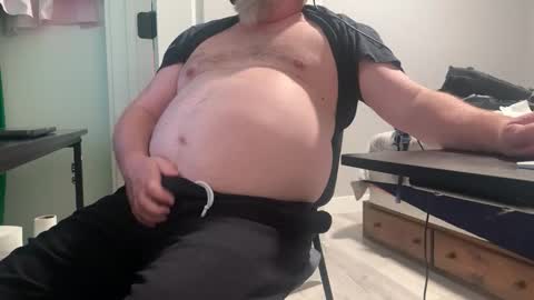 Allergictolove online show from January 31, 10:29 pm