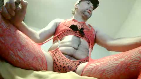 allforu44 online show from April 3, 11:17 am