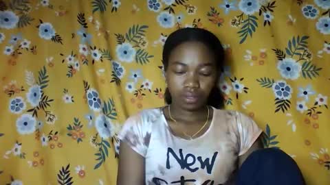 alliciax632770q online show from February 4, 11:30 pm