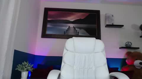 Alli online show from October 8, 7:31 pm