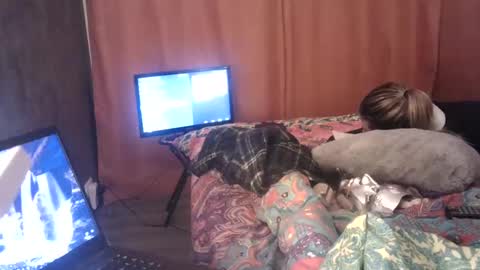 alliste260584 online show from March 4, 4:38 am