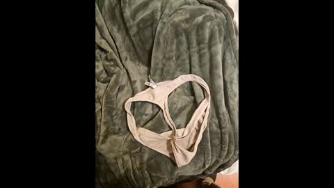 Allnikkiallday1 online show from December 1, 8:55 pm