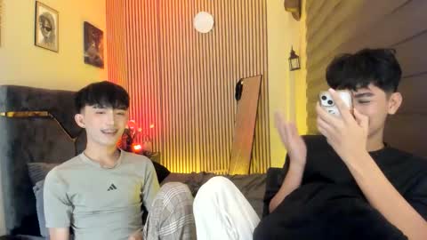 kim and josh online show from September 17, 2:42 pm