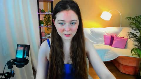 alluringeyess online show from September 24, 12:12 pm