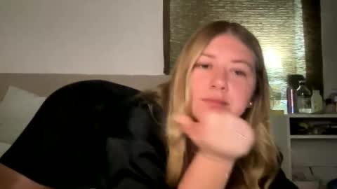 allyanalangel online show from February 9, 1:42 am