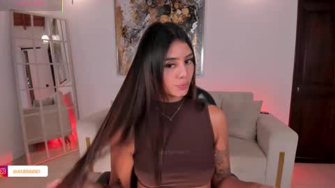 Alisson online show from October 27, 11:10 am