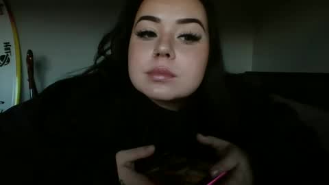 Snapshot of allylove2626 chatting on October 19, 9:41 pm allylove2626 online show from October 19, 9:41 pm