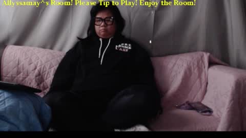 Allyssamay online show from October 21, 9:47 am