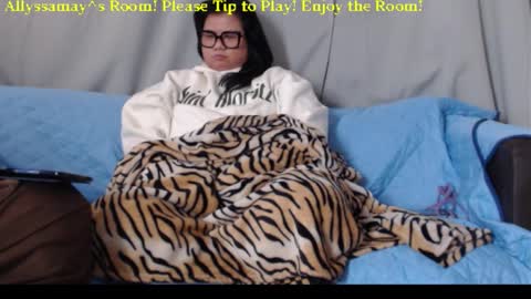 Allyssamay online show from February 17, 9:52 am