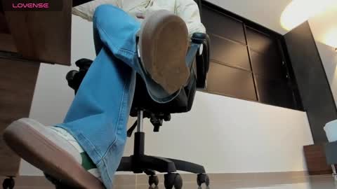 ALMA FENIX  online show from September 16, 12:40 pm