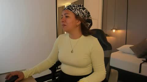 ALMA FENIX  online show from September 24, 12:34 pm