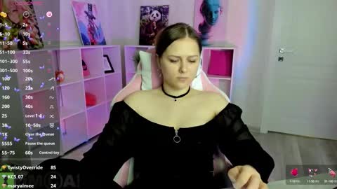 alma_jons online show from October 6, 1:34 am