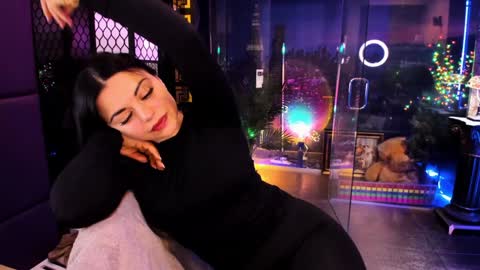 Alma online show from November 25, 8:46 am