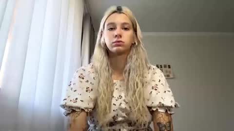 Arina online show from September 15, 8:05 am