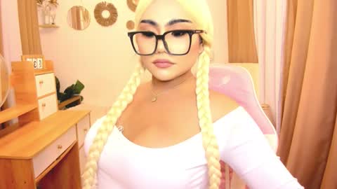 alodia x princess online show from November 24, 10:52 pm