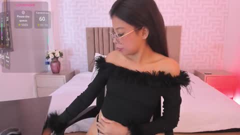 alondra_2526 online show from January 12, 6:48 pm