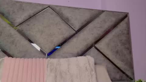Alondra online show from June 4, 11:38 am