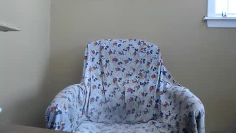 JustMe online show from February 25, 5:08 pm