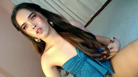 LEXY online show from February 27, 4:53 pm