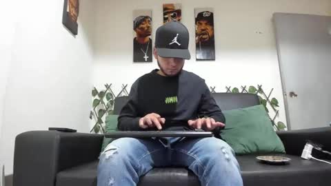 alpha_cash online show from February 20, 4:34 am