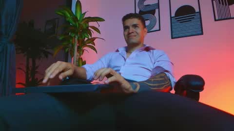 alpha_dominus_ online show from April 10, 6:30 am