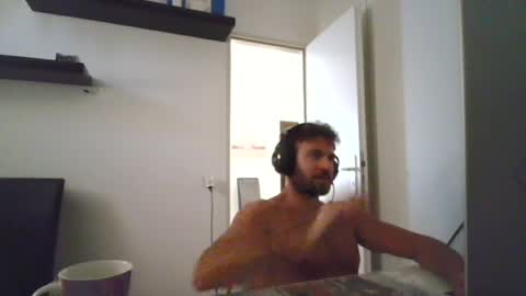 alphah_hunk online show from July 26, 3:20 pm