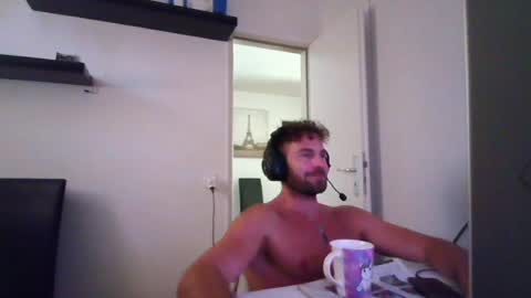 alphah_hunk online show from July 25, 12:47 pm
