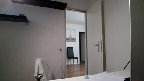 alphah_hunk online show from July 15, 5:17 pm
