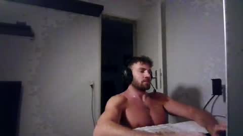 alphah_hunk online show from July 21, 7:05 pm