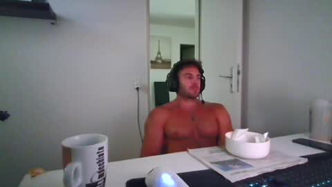 alphah_hunk online show from June 24, 11:06 am