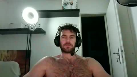 alphah_hunk online show from November 27, 8:27 pm