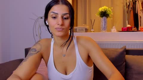 Michelle online show from February 12, 11:19 pm