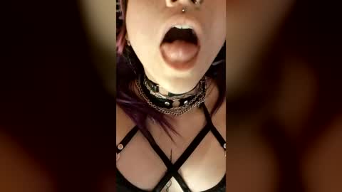 altbaddie420 online show from July 14, 1:20 am