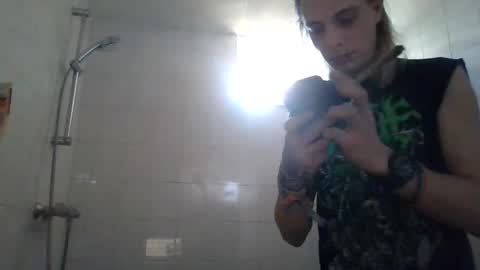 altboy010 online show from January 11, 10:29 am