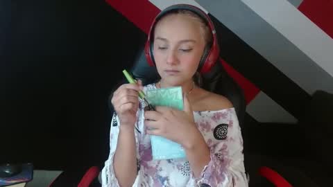 Snapshot of alterego1__ chatting on February 18, 6:37 pm Alter  online show from February 18, 6:37 pm