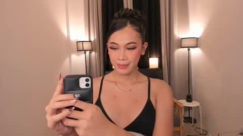 alwina_williams online show from April 20, 9:12 am