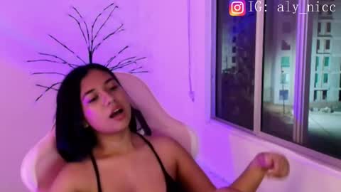 Aly online show from February 4, 12:25 am