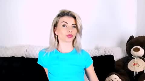 aly online show from February 4, 1:59 pm