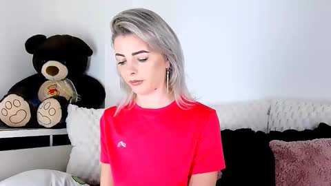 aly online show from March 30, 10:04 am