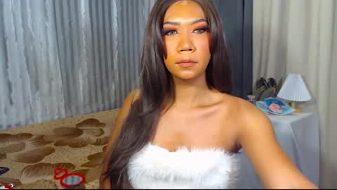 your asian dominantrix kneelobeyan beg online show from January 5, 11:44 pm